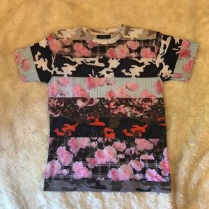 Givenchy original floral patterned T-shirt size M